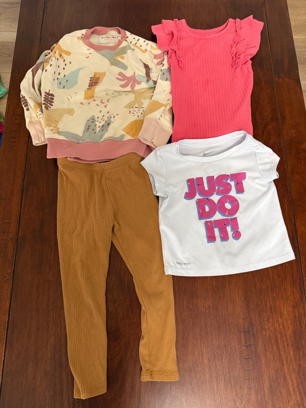 Bundle of Toddler Girls Clothes Size 3T